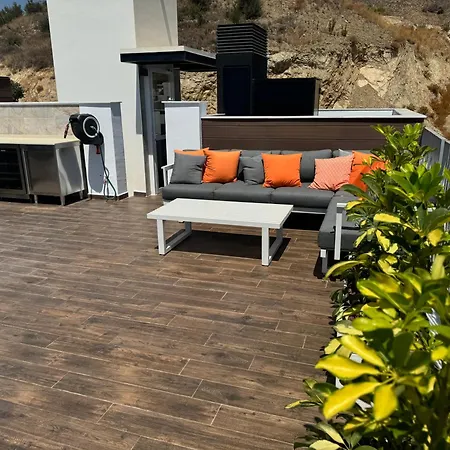 Luxury Modern Sea View